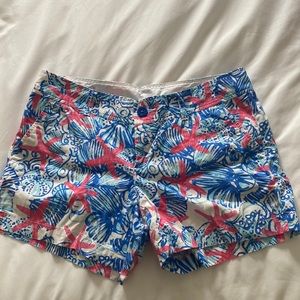 Lily Putlizer size 8 Callahan short
